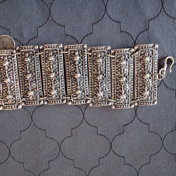 Intricate Bohemian Bracelet - Picture 2 of 7